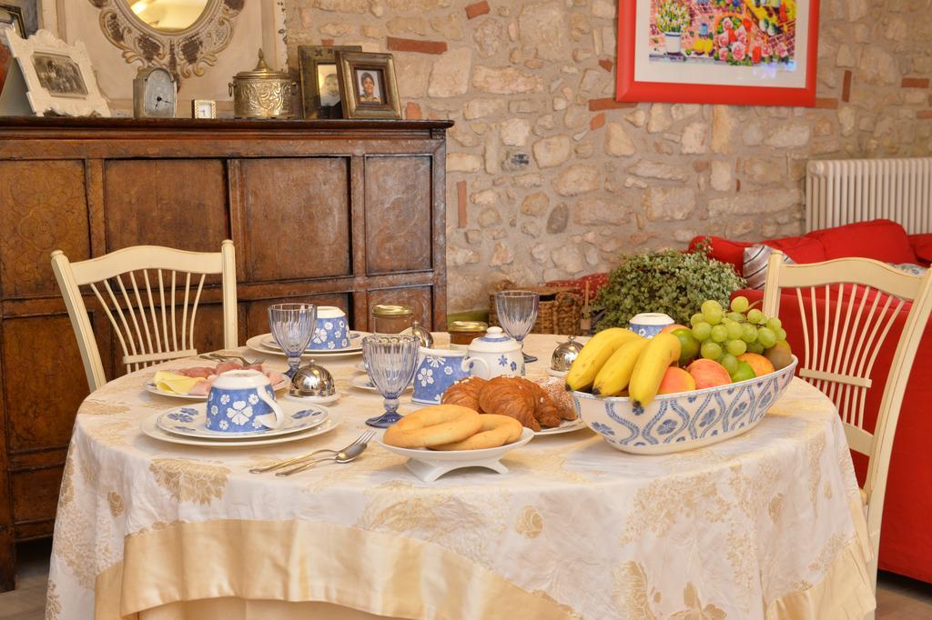 B&b Corte Giare SantʼAmbrogio di Valpolicella Exterior foto